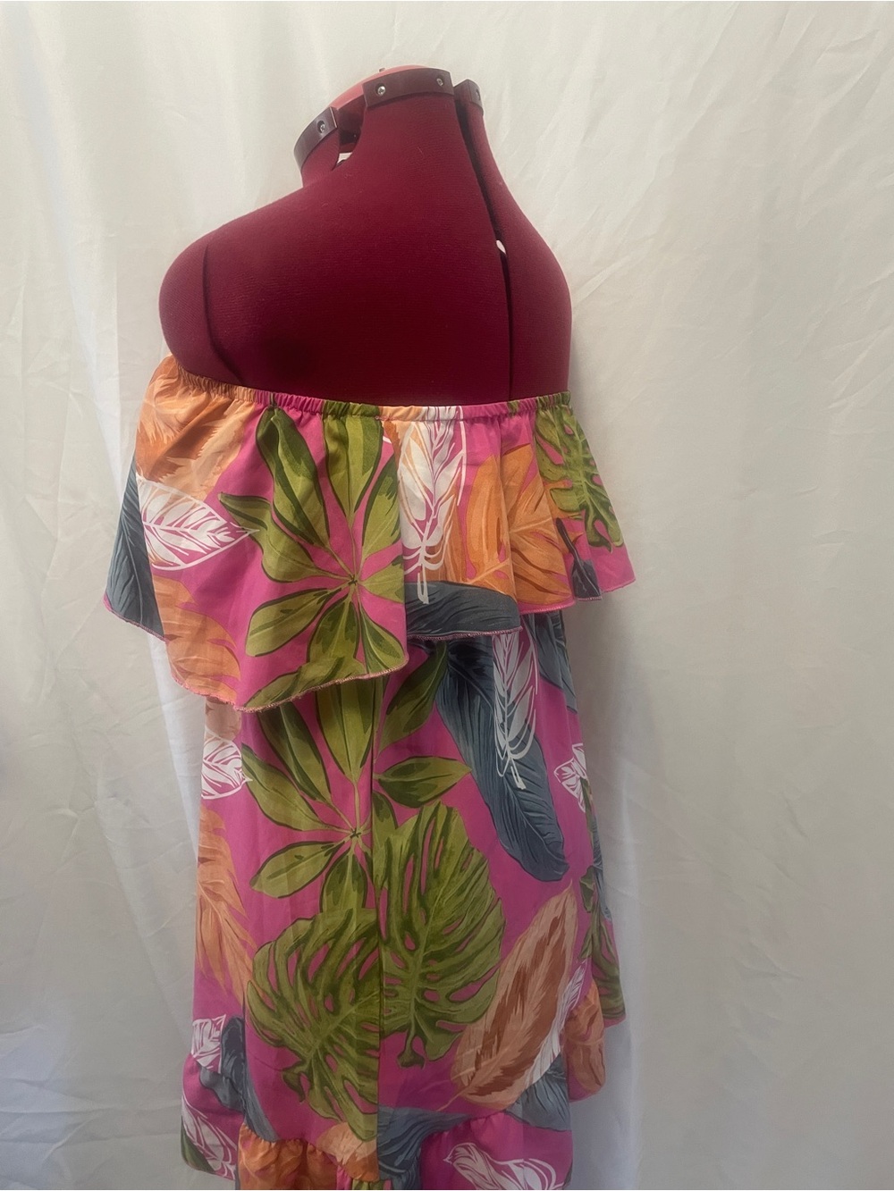 Tropical Off-Shoulder Ruffle Sundress - Pink Leaf Print - Picture 2 of 2